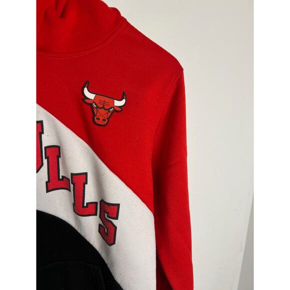 NBA Chicago Bulls Hoodie Kids Youth Large 14-16 Red/Gray/Black Colorblock L/S - Picture 4 of 12